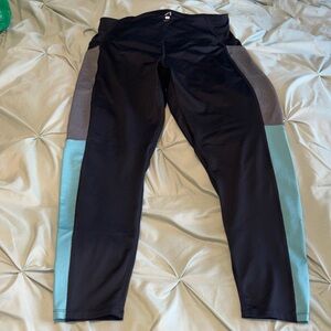 Chic Black Leggings with Teal and Gray Stripes